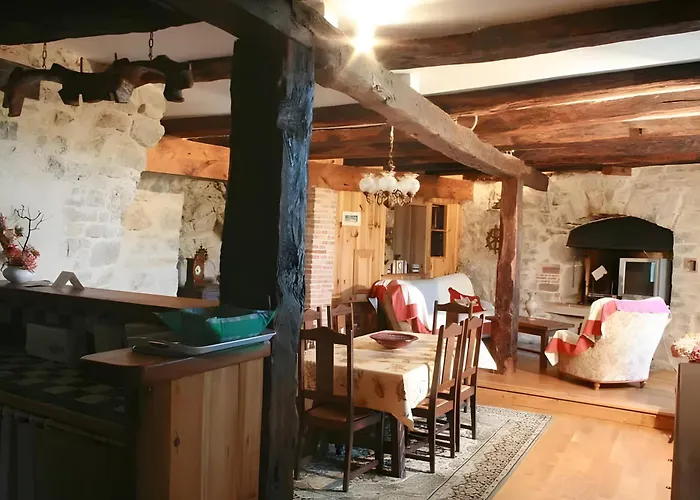 De Charme, Bastides Et Vallees