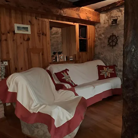 De Charme, Bastides Et Vallees *